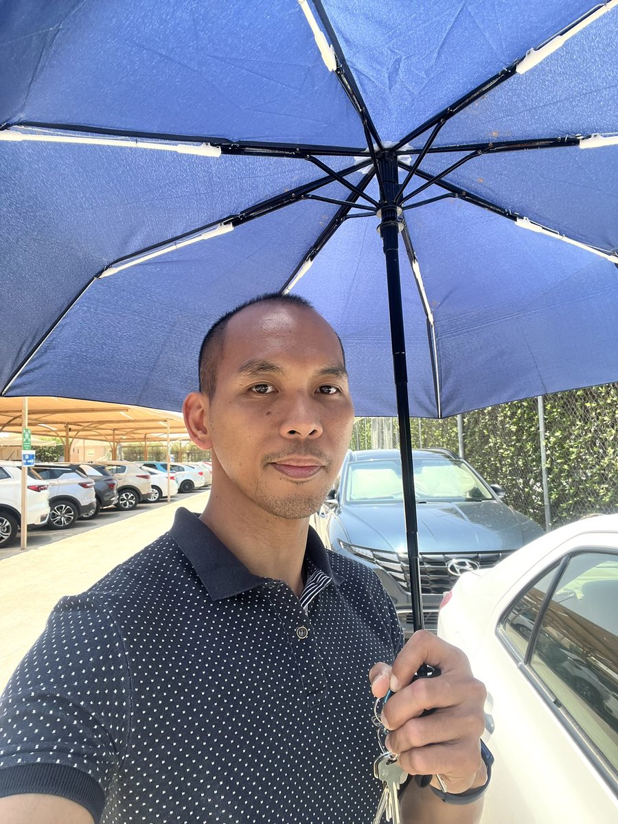 yobynos's tweet image. What I’m about to say is a hyperbole for the effects of #climatechange at this point…Because I don’t want to wait for fire raining from the sky before I realize that umbrella is definitely a #basicneed for non locals—like us from the tropics—not only here and everywhere.