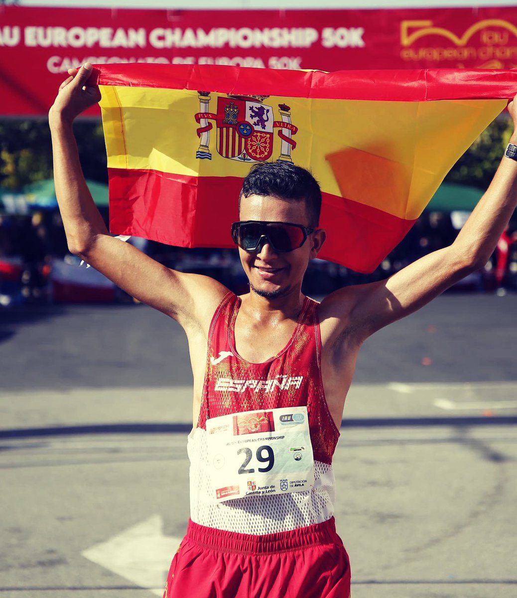 🚨Ahora sí!🚨 
Oficialmente seleccionado para representar España 🇪🇸 <a href="/atletismoRFEA/">atletismoRFEA</a> en el CAMPEONATO DEL MUNDO 🌍 de 50km IAU <a href="/iaunews/">IAU</a>  a celebrar en Hyderabad-India 🇮🇳. Enorme pundonor de volver a representar España. 
Muchas ganas de demostrar mi valía en esta distancia.Gracias!