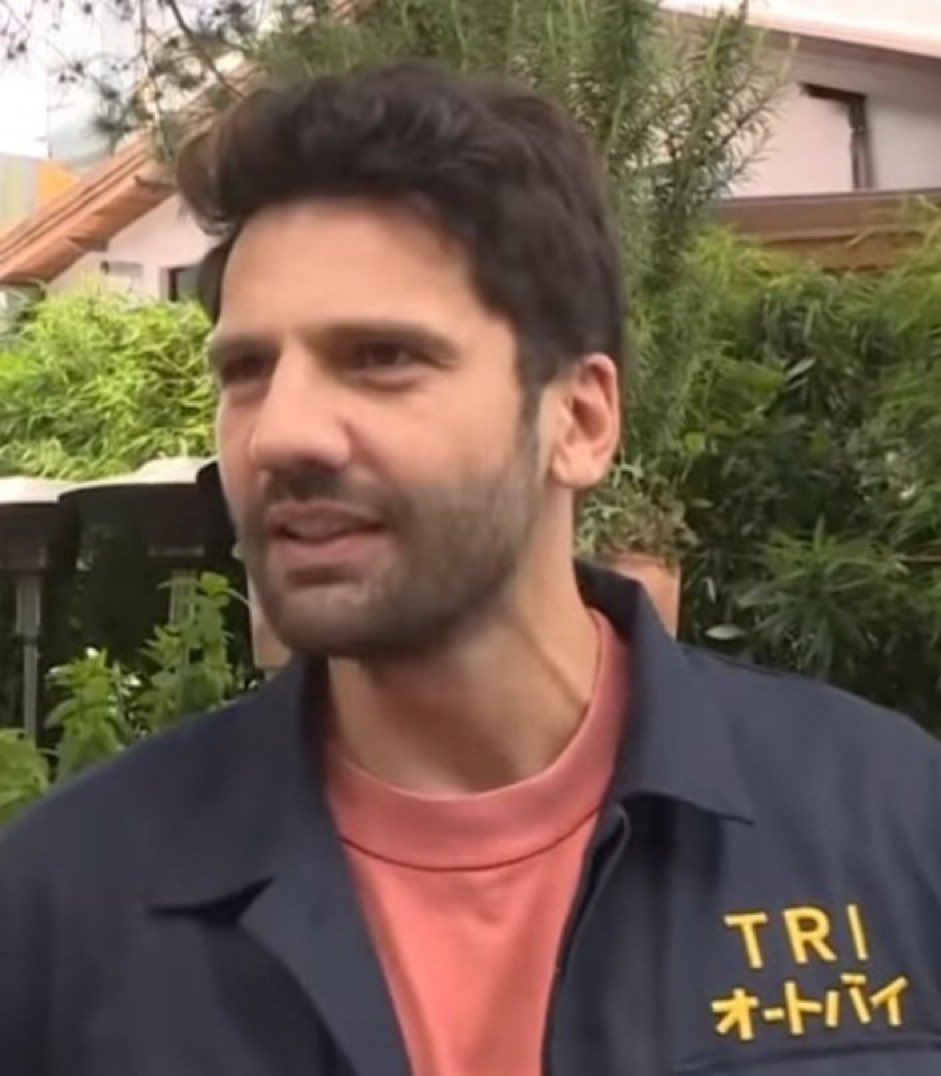 En iyi oyuncu #KaanUrgancıoğlu  diyenler RT