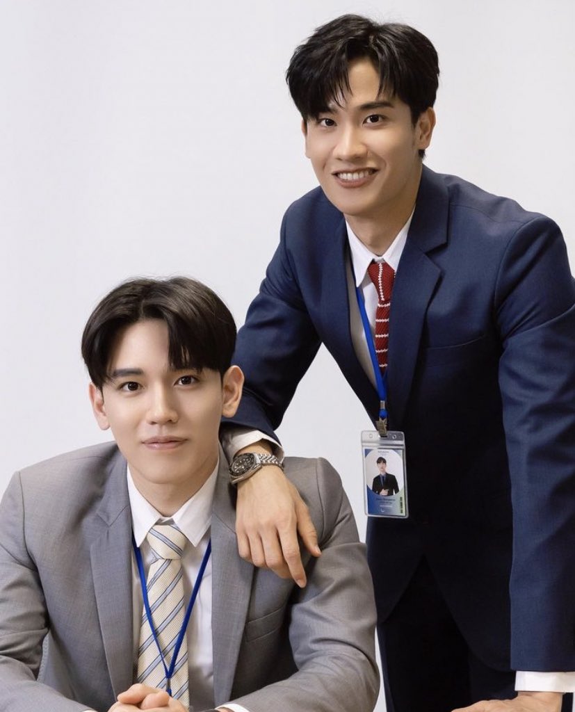 notanyonetype_s's tweet photo. The puberty 😭💙💖💗 @Tawan_V @new_thitipoom #เตนิว #CherryMagicTH 🍒 https://t.co/DlxyvJ2VCZ