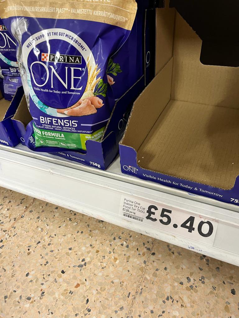 suzhowe's tweet photo. @sainsburys £7.30 in sainsburys yesterday same product in another well known supermarket is £5.40! How can you justify that £1.90 differential https://t.co/zWvf82TGJs
