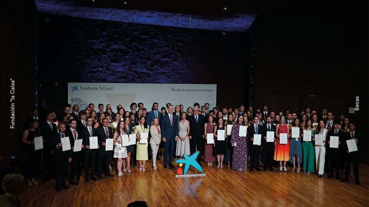 <a href="/FundlaCaixa/">Fundación ”la Caixa”</a> <a href="/CasaReal/">Casa de S.M. el Rey</a> <a href="/mikberra/">Mikel Berra Sandin</a> <a href="/MIT/">Massachusetts Institute of Technology (MIT)</a> <a href="/Columbia/">Columbia University</a> <a href="/universityofky/">University of Kentucky</a> <a href="/covitm/">Cova Trujillo-Mateos</a> <a href="/UniversityLeeds/">University of Leeds</a> 20/ ¡Ha llegado el momento de despedirnos!

Muchas gracias a todos los #becariosFundlaCaixa y a todos aquellos que han hecho posible este evento.

¡Enhorabuena a todos! Continuaremos siguiendo de cerca vuestros éxitos. 😊