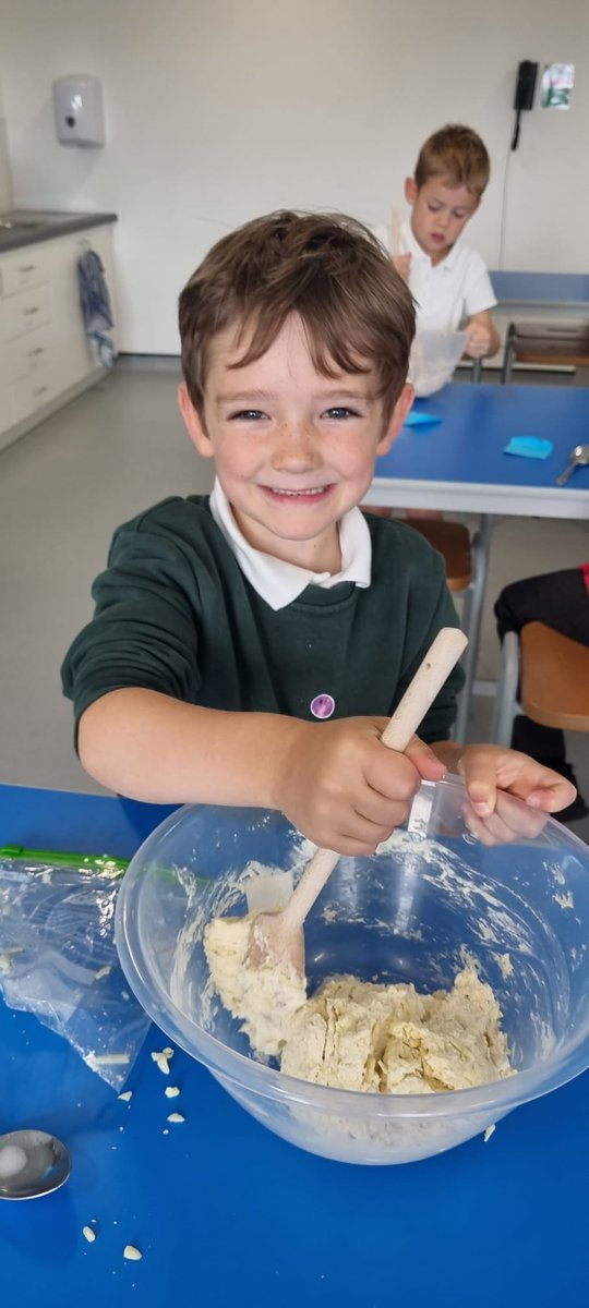 Mrs Rh Edwards - Dosbarth 1 tweet media