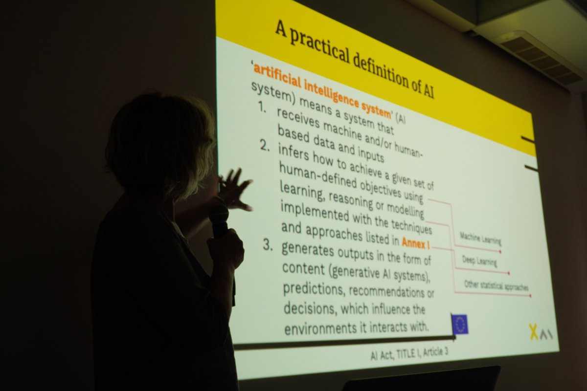 SoBigData's tweet photo. Fosca Giannotti @scuolanormale and Andrea Beretta @CNRsocial_ @KDD_lab discussed how collaboration between humans and machines could enhance decision-making performance at #SBDSummerSchool #SoBigData
#XAI #ExplainableAI #blackboxes https://t.co/zRvhkhCHoX