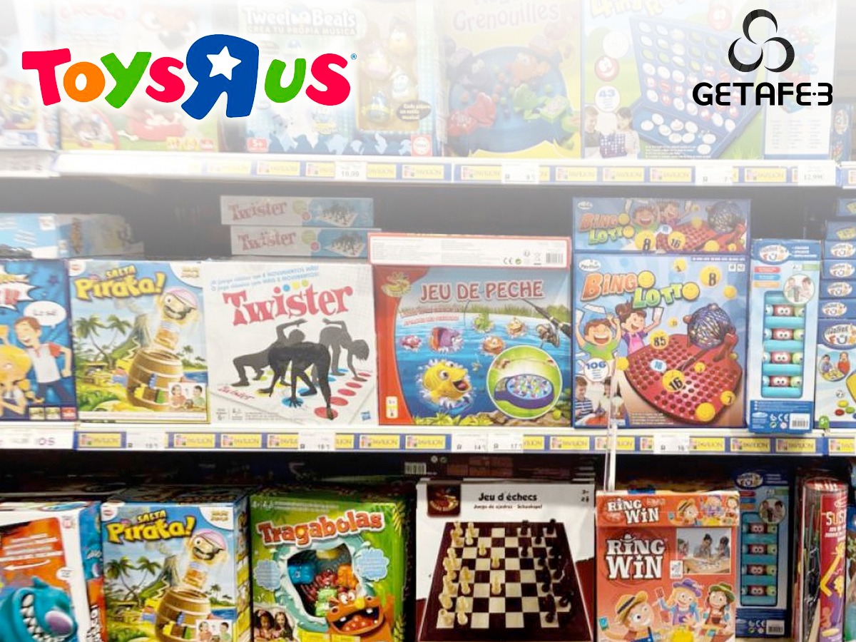 𝑷𝒂𝒔𝒂 𝒖𝒏 𝒗𝒆𝒓𝒂𝒏𝒐 𝒅𝒊𝒗𝒆𝒓𝒕𝒊𝒅𝒐🎲
¿Te vas de vacaciones y quieres disfrutar al máximo con tu familia? 🧩 Crea los recuerdos más bonitos del verano con los juegos de mesa que puedes encontrar en <a href="/ToysRUs/">Toys"R"Us</a>