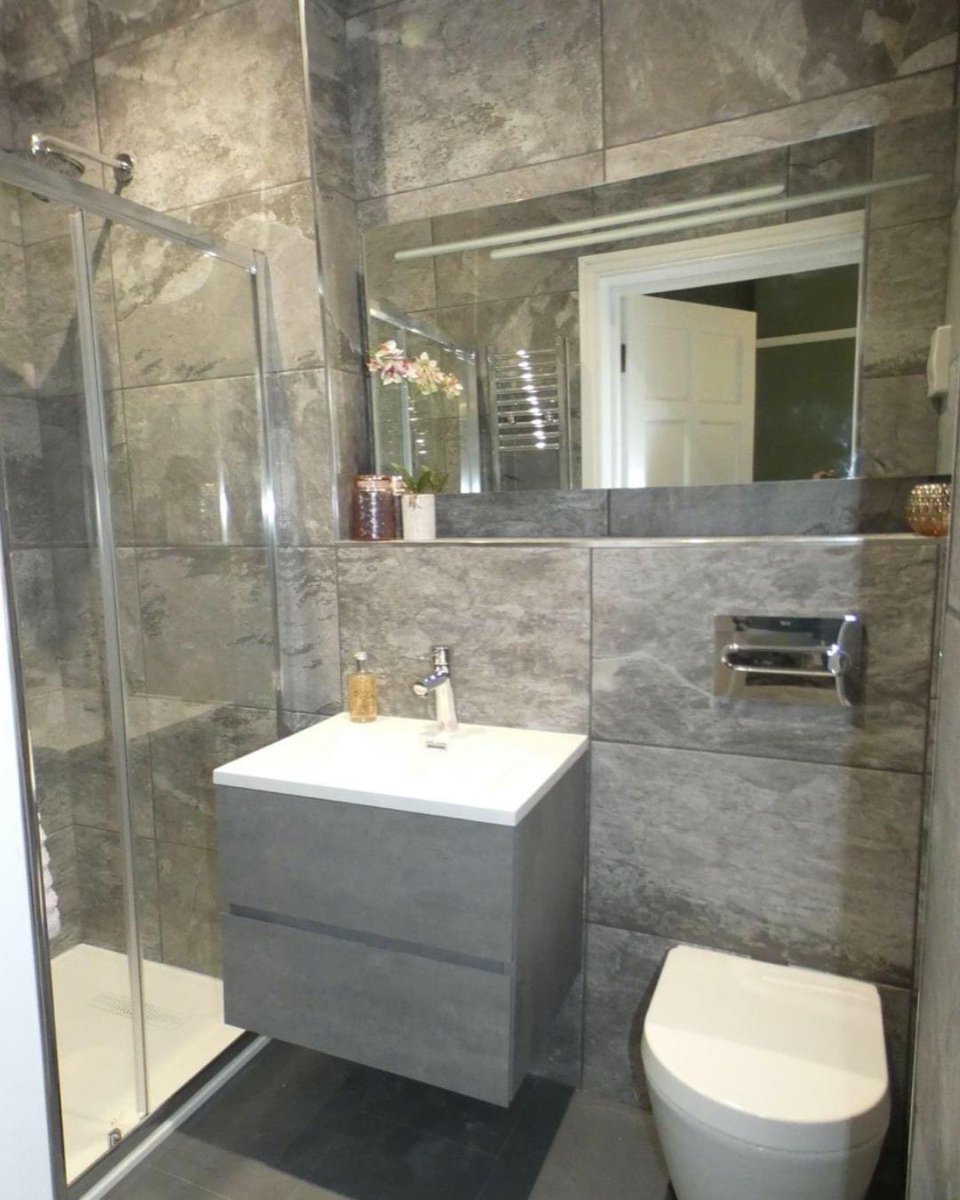 "Did you know that Sassy Property are here clients time and time again? 🔑
Whether you're making your next move, working on a new range of property developments, or you're an estate agent looking to uplevel your service   
📞 07725 246 434 
info@sassypropertystyling.co.uk