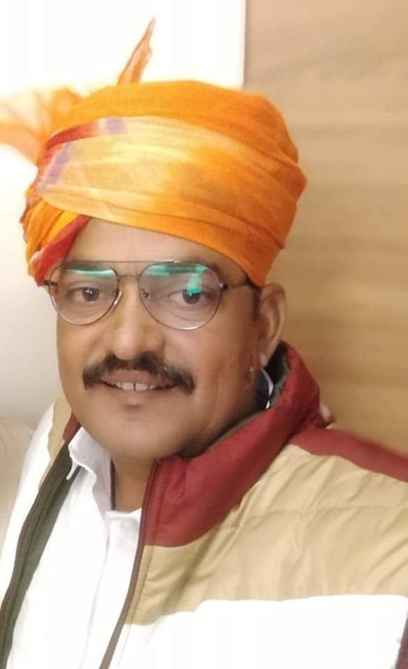 पूर्व अध्यक्ष डूंगर कॉलेज बीकानेर, पीसीसी सचिव शानदार व्यक्तित्व के धनी भाईसाहब शिवलाल जी गोदारा को जन्म दिवस की बहुत बहुत बधाई व हार्दिक शुभकामनाएँ 💐🎂
#Happy_Birthday_Ji <a href="/ShivLalGodara11/">ShivLal Godara</a> <a href="/GovindDotasra/">Govind Singh Dotasra</a> <a href="/ashokgehlot51/">Ashok Gehlot</a> <a href="/MohanSihag24/">Mohan sihag</a> <a href="/virendrainc60/">Virendra Beniwal</a>