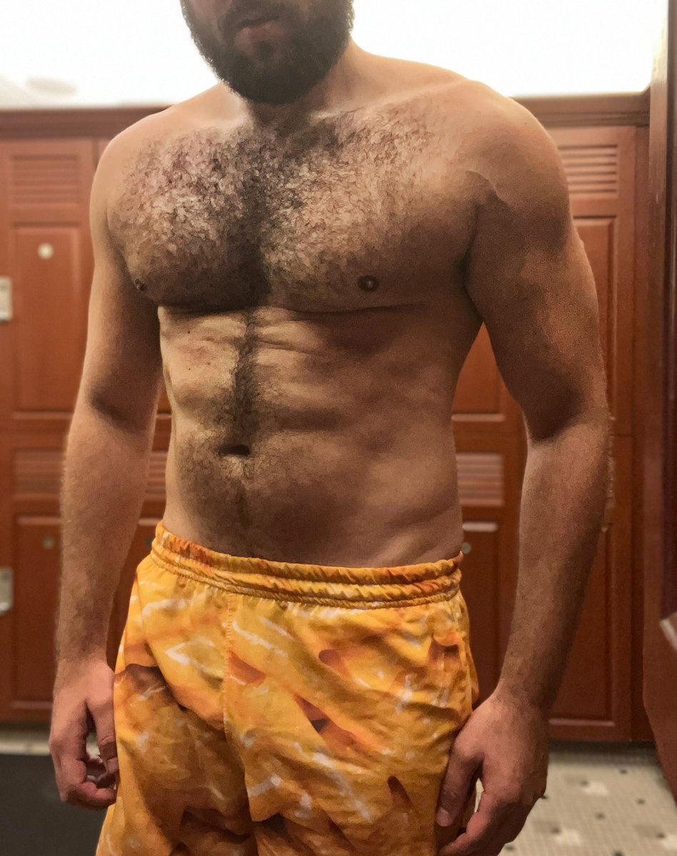 TheChaserJock's tweet photo. Early morning pump
Now, who can I pump my load in to?

#gayjock #chaser #hairy #hairyjock #hairygay #hairymuscle #musclegay #cum #cock #fuck #gaycouple #chubchaser #chubbychaser #otter #slimforchubby #chaser4bear #chaser4chub #beardedgay #gaybears #gaychaser #jock #gay https://t.co/luGxEMbBS6