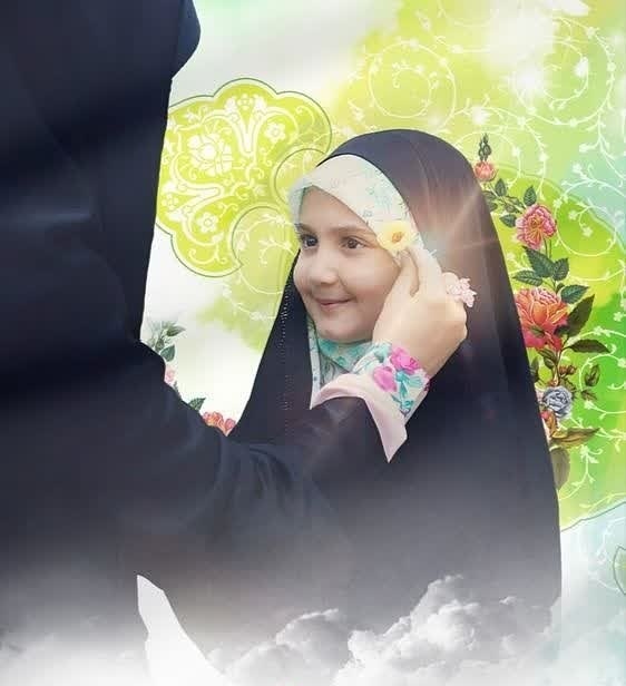 mhdy46344927's tweet photo. ی نفر بهش گفت ..
 آخه تو این گرما با این چادر مشکی چطوری میتونی طاقت بیاری ..؟
گفت :
شنیدم آتش جهنم خیلی گرمتره ..

#اجتماع_مردمی_عفاف_وحجاب 
#مقصوره https://t.co/p6UwidhXZD