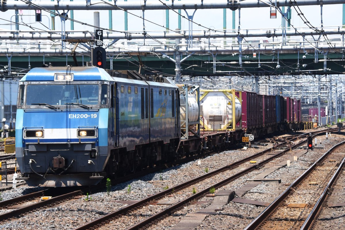 kuhane130's tweet photo. 2023/07/12 EH200-19 高速2088ㇾ 高203仕業
画像のコンテナNO.NRSU11030(8) (無水フッ化水素)
JOTU416001(3)(四塩化炭素)
UT15K-98003 (クロロホルム)
#2088ㇾ #2088ㇾ記録 #EH200 #EH20019 #UT15K https://t.co/h7HHgCFXW2