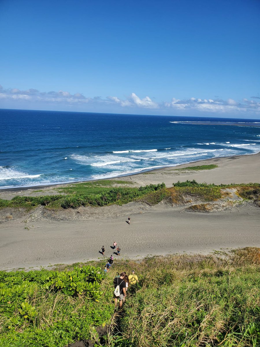 That's a wrap for #SEATIES workshop in the Pacific🇫🇯 Finishing on a high note w. the visit of #Kiwa project at <a href="/SigatokaDunes/">Sigatoka Sand Dunes</a>🌱
👏Thanks to <a href="/SprepChannel/">SPREP</a> &amp; #PCCC &amp; all the participants, 🌊let's keep up the energy to make Pacific Islands more resilient to #SLR &amp; #ClimateChange