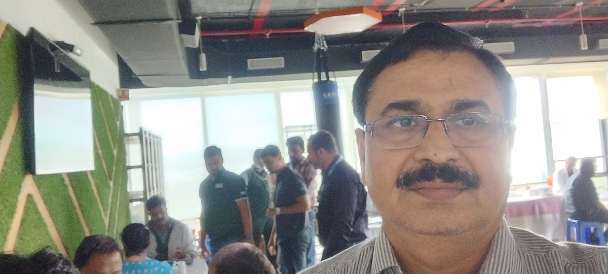 PundlikJumbad's tweet photo. "Donate blood and save precious lives!". It was a great pleasure donating blood for the second successive year in camp organized by our Toll Technology Center in association with KEM, Hospital, #Pune
#DonateBloodSaveLives
#DonateBlood
#TollGroup
#TTC
#KEMHospital
#रक्तदान
#पुणे https://t.co/MquPALftQi