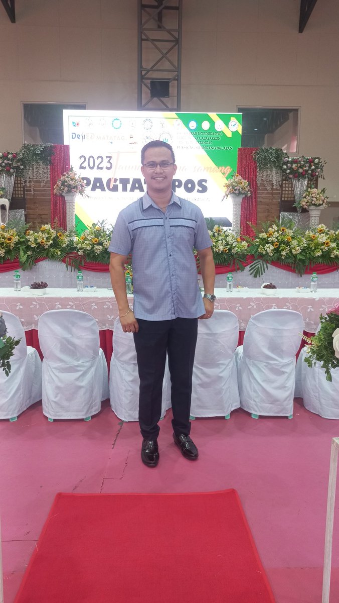 c_singsing's tweet photo. Our duty as floor directors is to assure the smooth and organized flow of the program. Indeed, we did and achieved it! This is because of the guidance of the Lord and the people who helped us in this endeavor. Kudos, and God bless us all.

#2023MassGraduation
#BalayanEast https://t.co/Za3AZsmHrZ