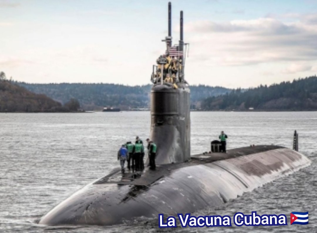 #Cuba rechaza la presencia de submarino nuclear perteneciente al ejército de Estados Unidos en la bahía de Guantánamo. La soberanía de nuestro país y al tratado que establece a América Latina y el Caribe como zona de paz no importan en lo absoluto a ese país. #CubaPorLaPaz