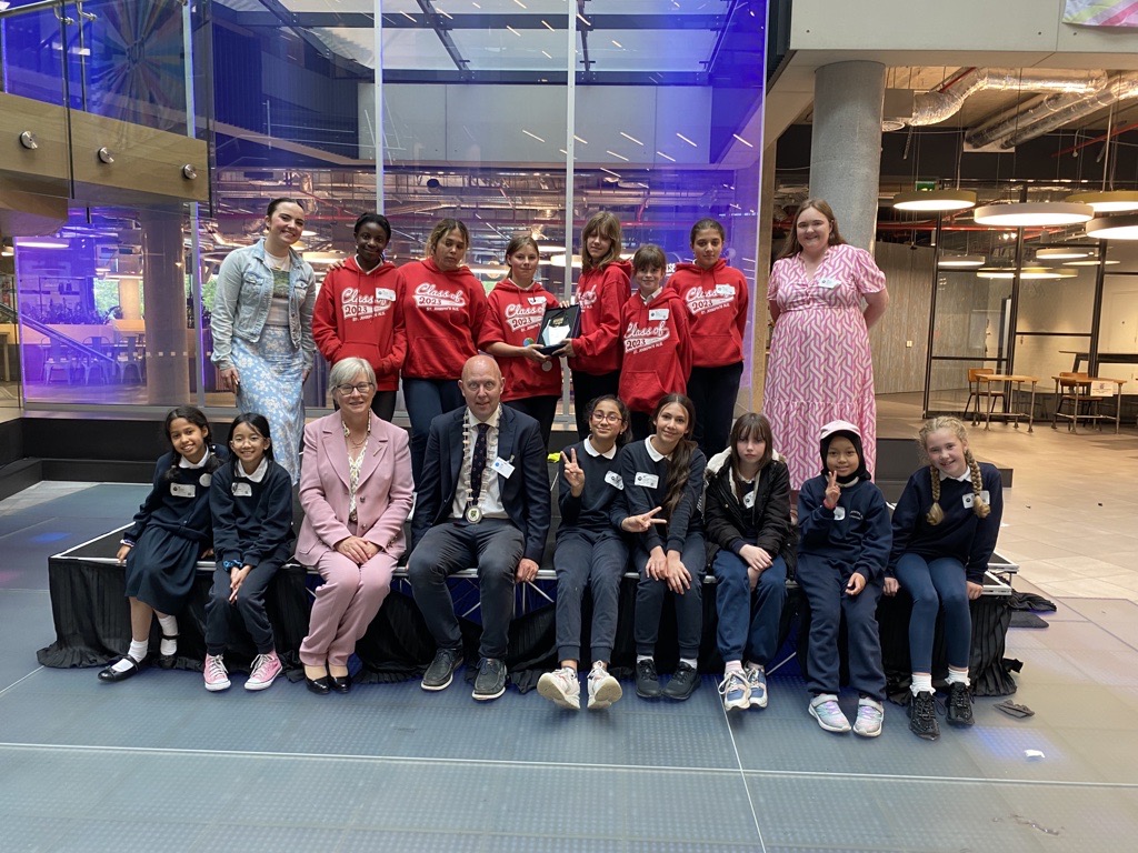 MidlandsIreland's tweet photo. The future of Midlands #STEM shining bright as Longford students take home multiple awards in the @Microsoftirl Dream Space Showcase for Coding projects to support the UN Sustainable Development Goals, with 3 Longford Schools and @our_kids_code  winners
https://t.co/dMWZbZr6cH https://t.co/2zcCcntAB3