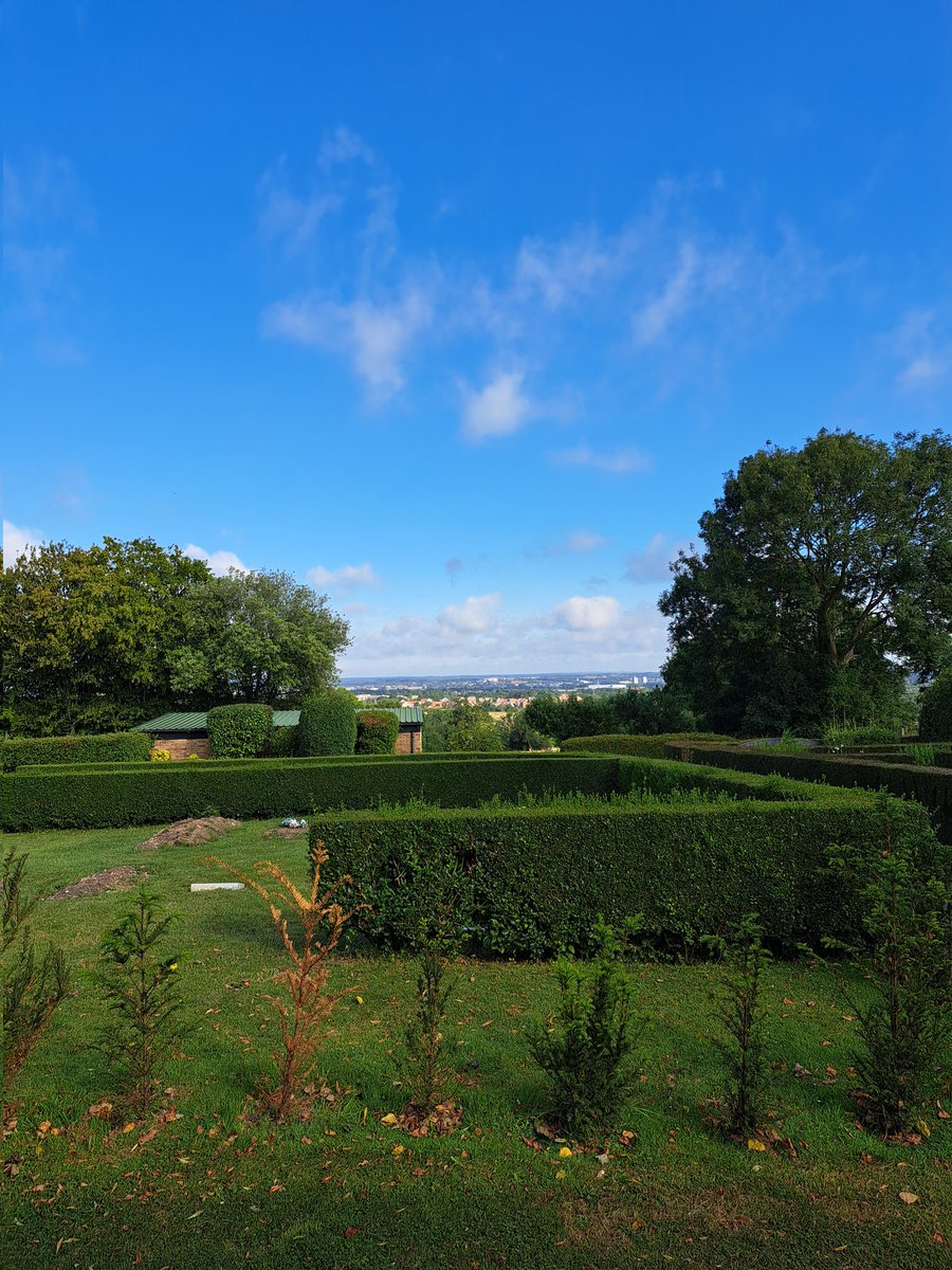 Beautiful day and gorgeous view to kick off another round of #HCTCYP Specialist Nursing Team Away Days 😎 <a href="/HCTNHS/">Hertfordshire Community NHS Trust</a> @MissHJR19 
#MakingThingsBetter