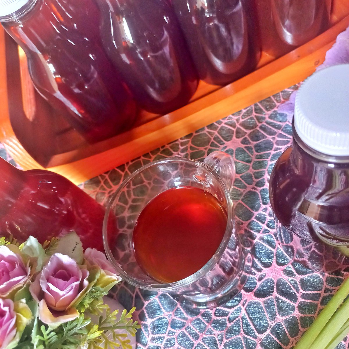 Lagi sakit kepala? Atau badan pegal-pegal?
Coba detoks dengan minum ini.
Racikan less sugar, tapi legit karena menggunakan madu dan himsalt, bikin minuman ini sehat sekaligus menyegarkan.

Cobain yuk
Chat me yaaa 
wa.me/qr/2IT2FVOCIYD…

#banjarbarukuliner
#minumansehat