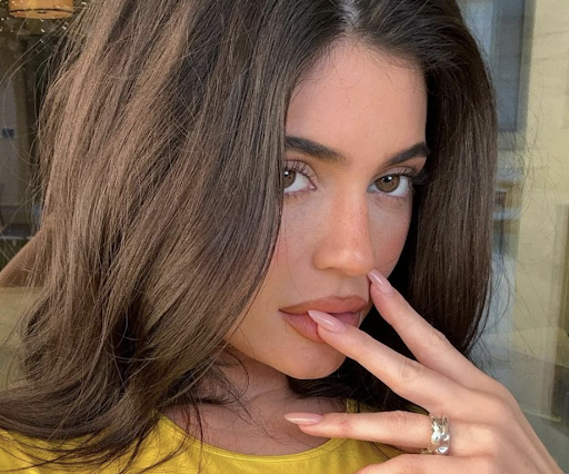 This is what Kylie Jenner is going to look like in 30 years time – and it's nothing like Kris Jenner...
https://t.co/Q2xbDfZFYz https://t.co/TMYvQugh2n