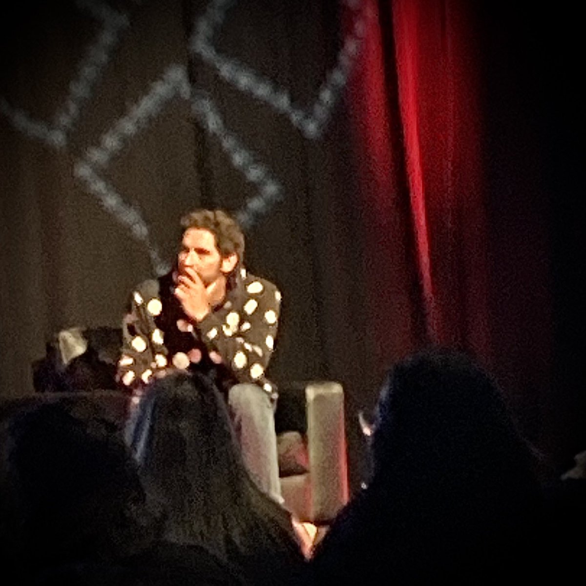 ranz3686's tweet photo. I still can’t believe I got to meet my fav actor from my fav show. I’m so thankful @tomellis17 made the effort to come all the way to Aus. It must have been an exhausting trip but he was patient &amp; kind &amp; always smiling &amp; I’m sure he made a ton of people very happy #metrocomiccon https://t.co/sxREfGusSM