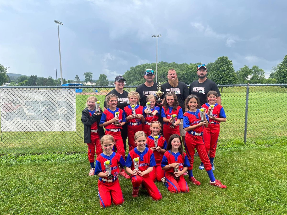 Congratulations to our youngest Lasers on their Championship win at the 8U Olean Synergy Tournament.  The future is bright for these young ladies 🥎❤️💙