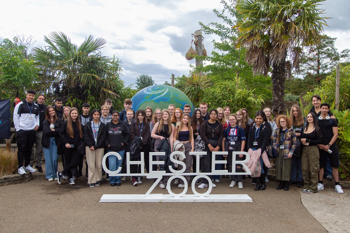 Today students from @SOT6FC visited @chesterzoo & embarked upon a guided tour - a great way to give their visit context & increase their depth of knowledge! If you're visiting for a school trip, 👀 what we can offer to enhance your students' experience 👉chesterzoo.org/schools/worksh…