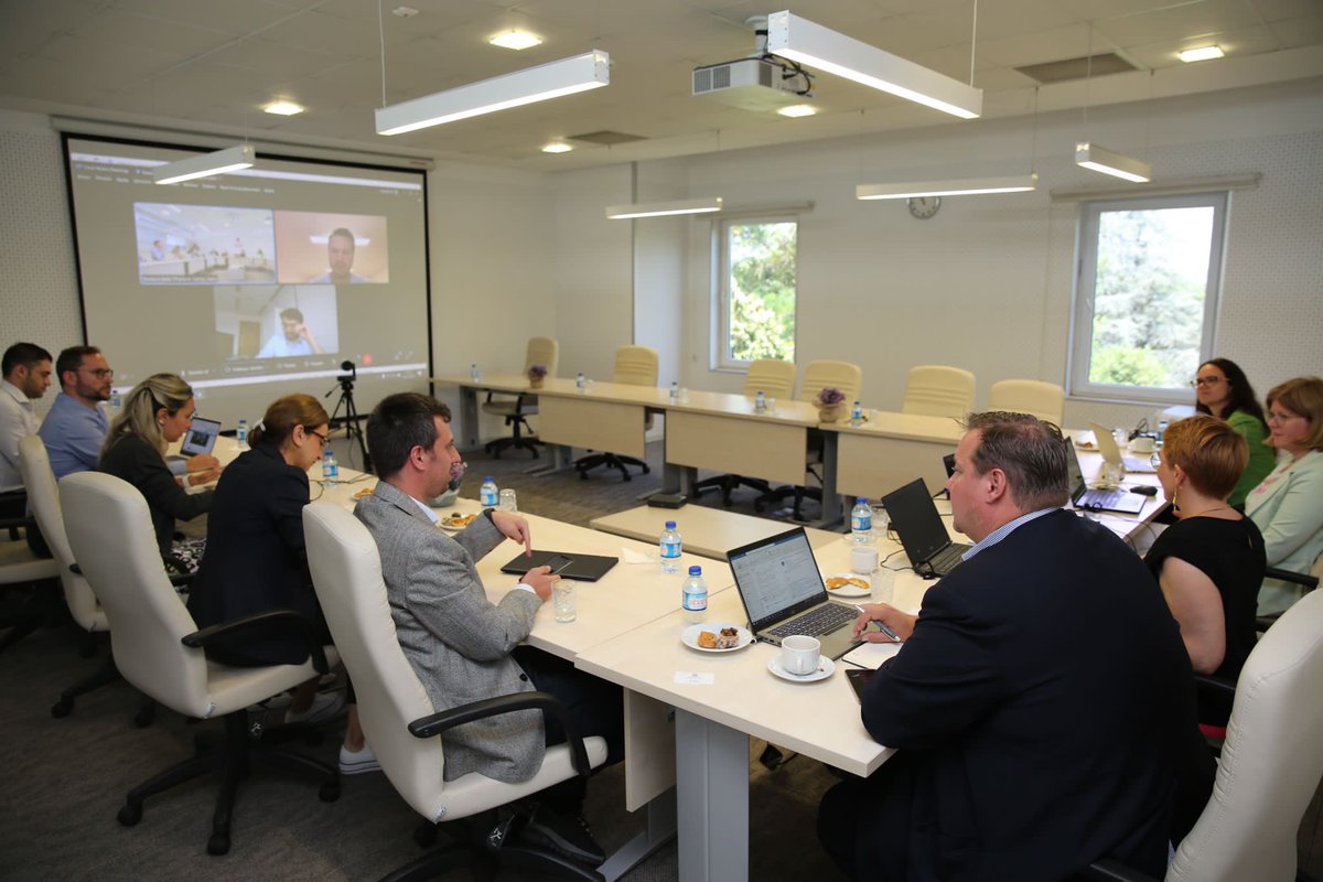 Eureka_Turkiye's tweet photo. We’ve already started to work together with the incoming Co-Chairships 2024-25!
🇹🇷 🤝 🇨🇦 🇩🇪
@EUREKA_NETWORK
@Tubitak
#BuildingBridgesForGlobalChallenges🌍 https://t.co/D4Fc7Gc38A