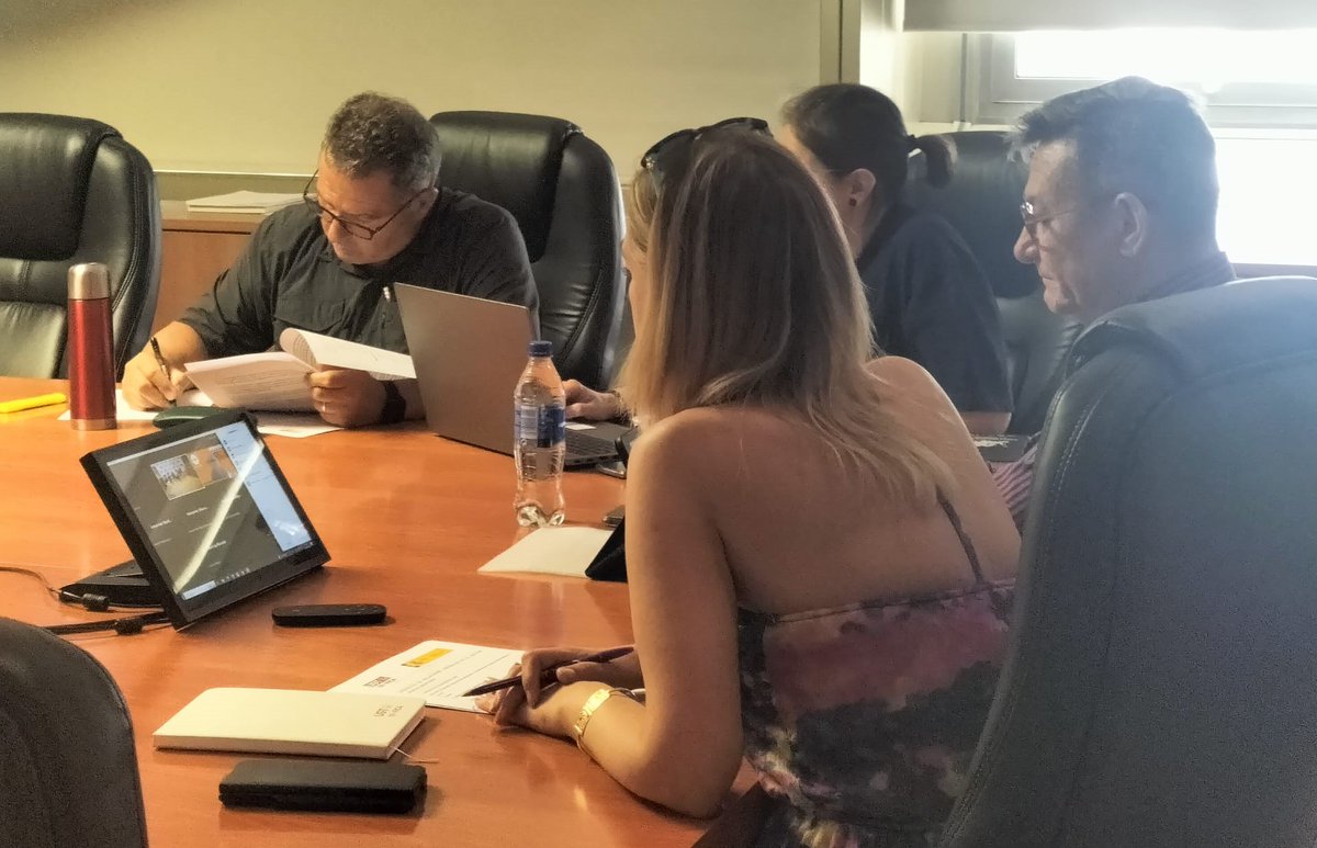 🟢Reunión grupo de trabajo del Programa @mapagob a través del que realizamos un Informe comparativo de las relaciones laborales del sector agroalimentario en países del entorno.

<a href="/LuciaGQuismondo/">Lucia G.Quismondo</a>, sec. Comunicación y adjunta SG  y S. Serena, sec Agroalimentario reunidos con <a href="/CFDT/">CFDT</a>