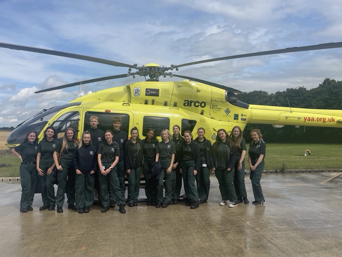 Our 1st yr #studentparamedics have been out again. Today they’ve visited the @YorkshireAirAmb #NostellASU in Wakefield. Thanks to @YAA_HEMS colleagues for hosting & sharing info about #CriticalCare support they can provide to both patients & crews across the region.