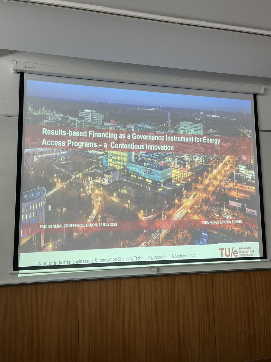 penlopey's tweet image. Alongside a dream team of co-panelists, we presented work on rethinking offgrid solar technologies in the global south, and offgrid solar adoption &amp;amp; uptake in different settings at the 2023 @EADI #NewDevRythms conference. #OffgridSolar #EnergyAccess