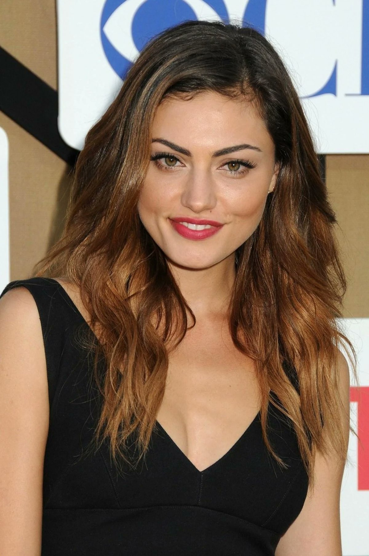 Happy Birthday dear Phoebe Tonkin! 
