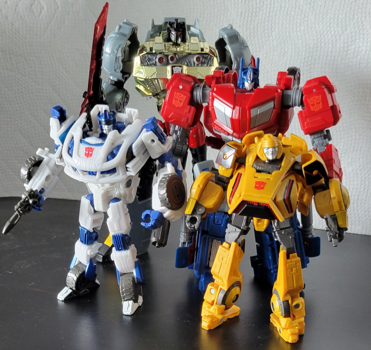 LogansTfs's tweet image. The cybertron games are some of my favorite bits of Transformers Media! I can't wait for more Gamer edition figures. These first few have been awesome!

#Transformers #warforcybertron #fallofcybertron #autobots #OptimusPrime