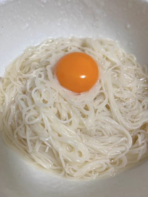 今日の夜は煮干しで出汁取ったそうめん!