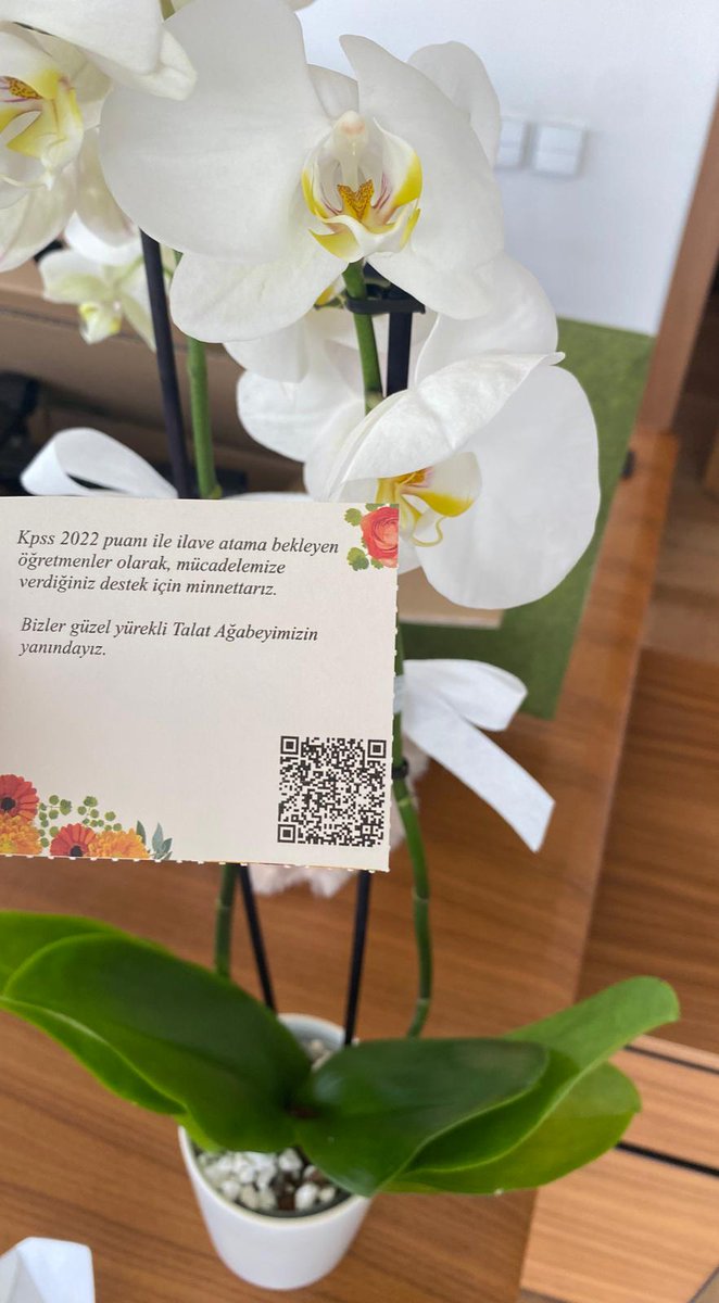 Atanmayan canım öğretmenim💓
Sizi sevmeyeni Allah'da sevmesin. 
Sizi üzeni Allah'da üzsün. 
Sizi ağlatanı Allah'da ağlatsın. 
Size destek vermeyene Allah'da destek vermesin.
Size yardım edene Allah'da yardım etsin. Çünkü mazlum ve çok haklısınız. <a href="/RTErdogan/">Recep Tayyip Erdoğan</a> <a href="/Yusuf__Tekin/">Yusuf Tekin</a>