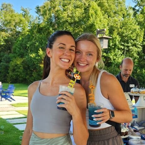 Wharf7_DI's tweet photo. We had a Jaw-Some time last night! Thank you to all those who joined in the fun!

#LoveWhereYouLive #WeLoveOurResidents #Summertime #ResidentEvents #SummerConcert #Community #Lifestyle #Wharf7 #Charleston #SocialHub #SharkWeek https://t.co/wvFmx9mLGM