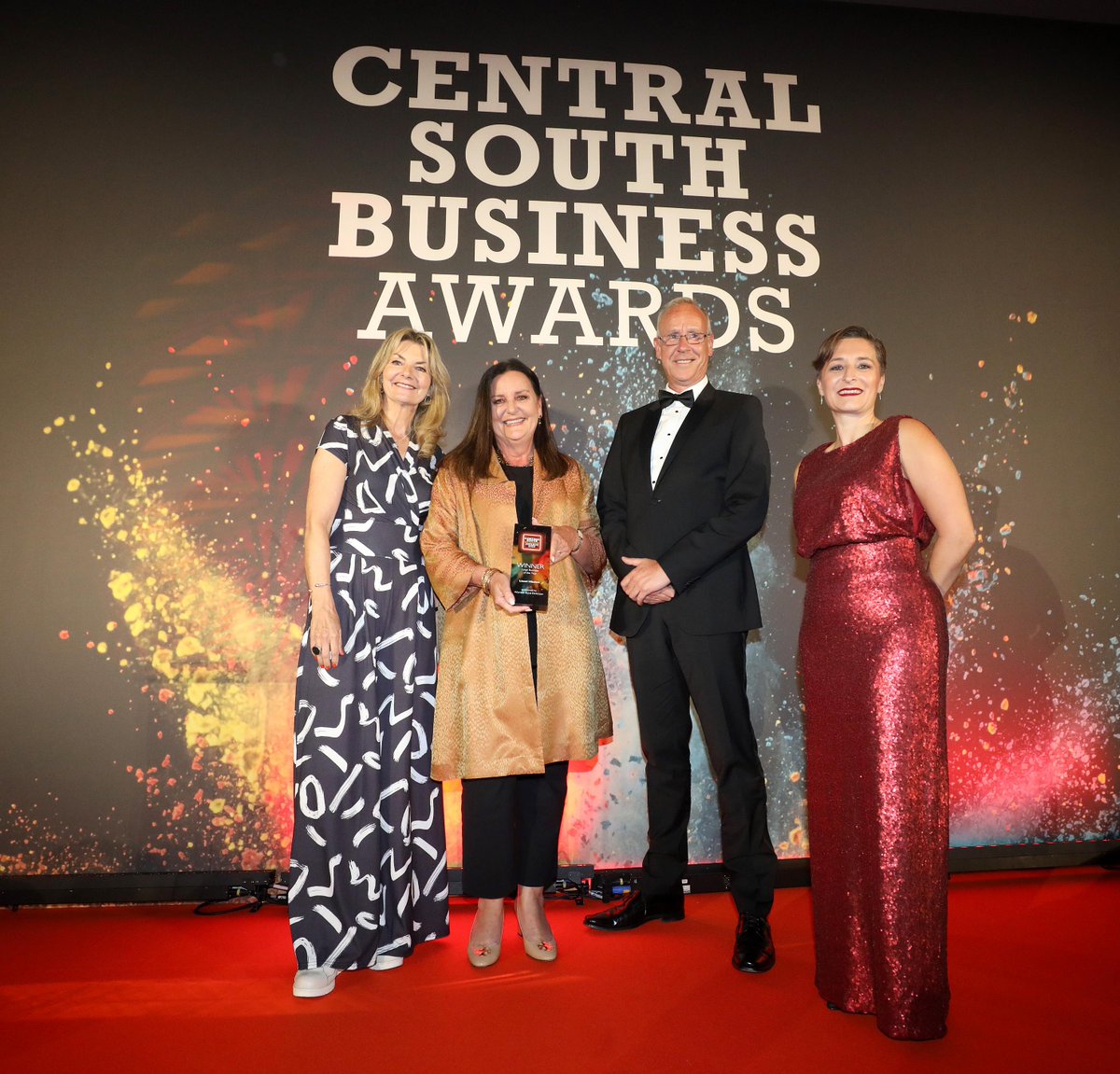 The Womble Bond Dickinson team recently attended the #CSBAwards, hosted at the Hilton at the Ageas Bowl, Southampton.

Congratulations to Lionel Hitchen, who won the Large Business of the Year Award, sponsored by Womble Bond Dickinson ▶️ ow.ly/qlxp104NPhC

#CentralSouthUK
