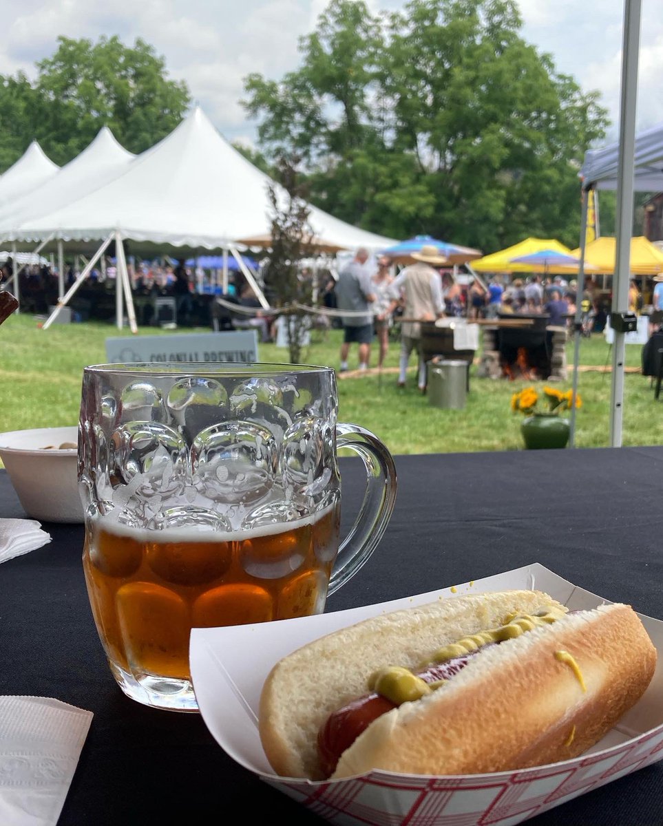 craftbeerlv's tweet photo. Old school #beer making returns to Blueberry Festival (July 15-16 from 10 am to 7 pm at Burnside Plantation) with delicious LV craft brews by McCall Collective, Lost Tavern, Bru Daddy's and Cave Brewing. Live music, too. Grab a beer, stop by the Colonial Brewery and say hello! https://t.co/T4TESOsrns