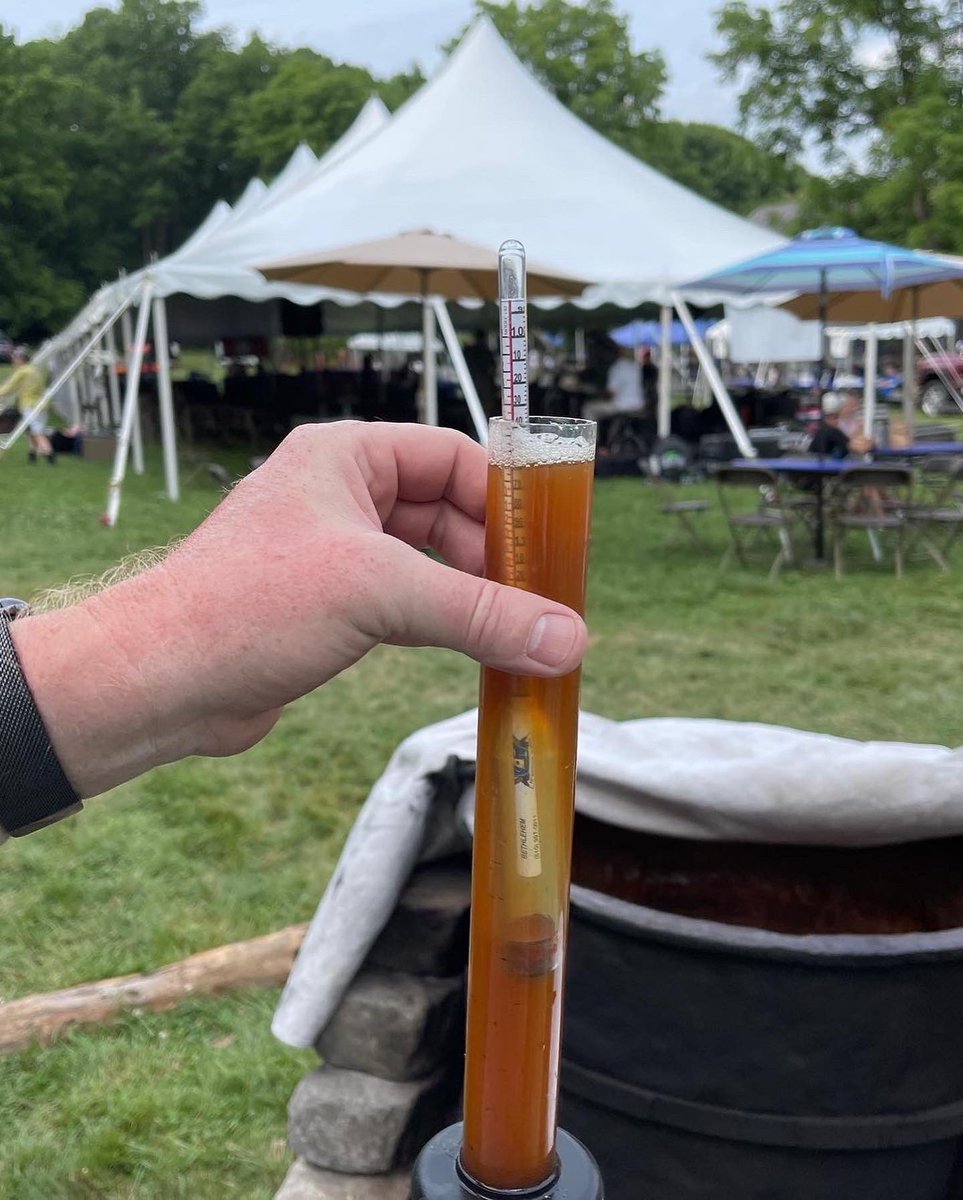 craftbeerlv's tweet photo. Old school #beer making returns to Blueberry Festival (July 15-16 from 10 am to 7 pm at Burnside Plantation) with delicious LV craft brews by McCall Collective, Lost Tavern, Bru Daddy's and Cave Brewing. Live music, too. Grab a beer, stop by the Colonial Brewery and say hello! https://t.co/T4TESOsrns