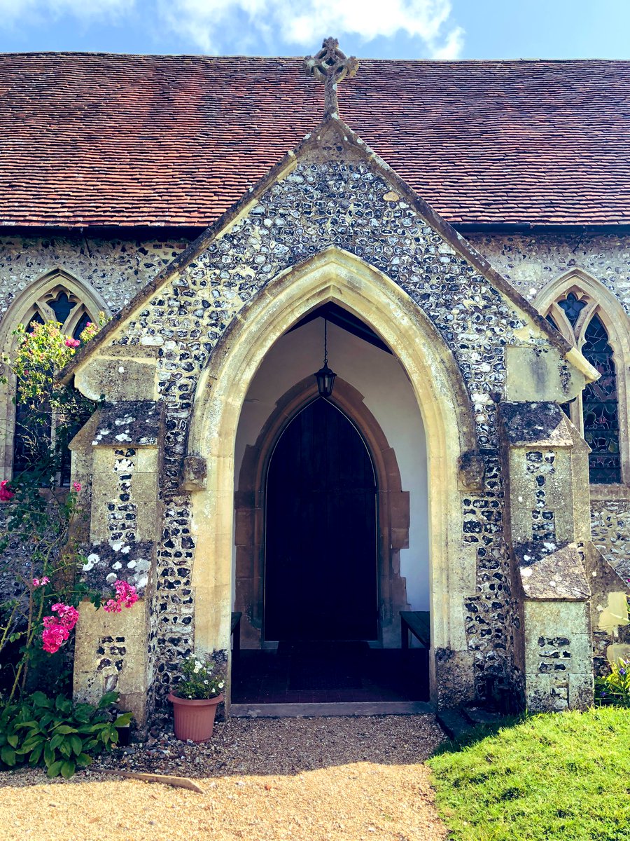 muninnherself's tweet photo. Quick visit to St Leonard’s, Cliddesden for the #churchproject with @claudius_me - basically Victorian but there’s a tiny bit of Norman door I forgot to photograph. It was v charming with LOADS of information 10/10 for leaflets/signs etc. https://t.co/vg28s3Rada