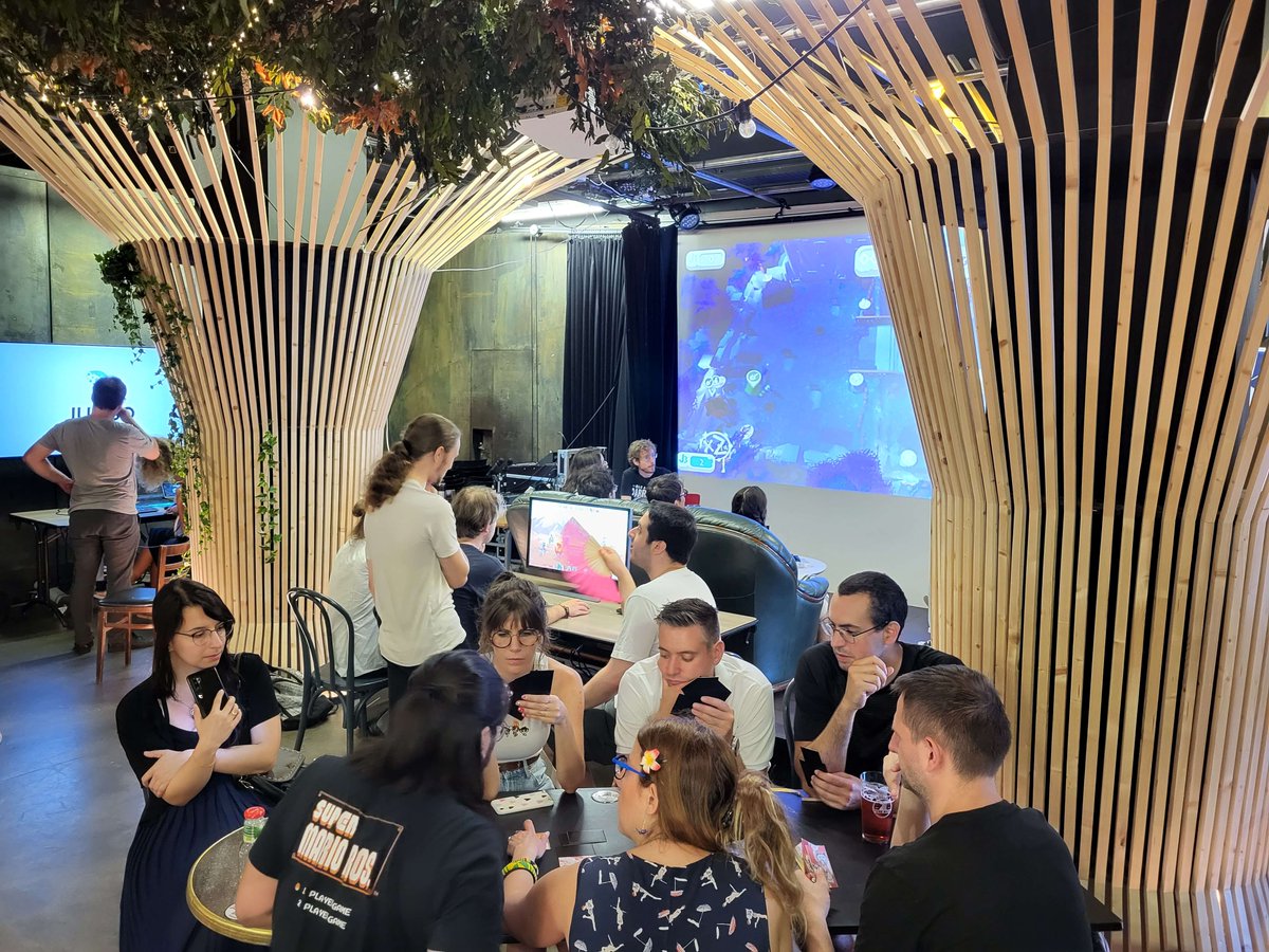 StrasbourgGames's tweet photo. Flashback sur notre événement "Let's Play Indie" qui s'est déroulé samedi 8 juillet au Shadok !🎮🎉

Merci à tous les participants ainsi qu'aux créateurs et créatrices venus présenter leurs magnifiques jeux !👏

Un grand merci également au @Shadok_eu  pour le prêt des locaux. https://t.co/kdGZpCHs32
