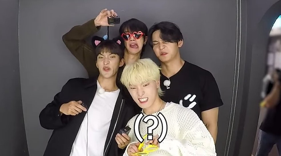wonubliss's tweet photo. dino, dk, mingyu, and minghao 📸🥰 https://t.co/6w0W1TRfDb