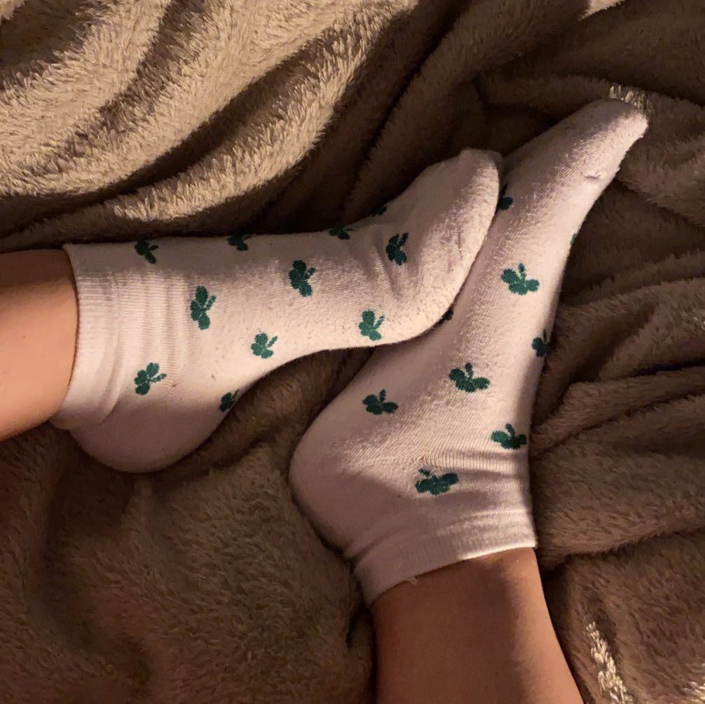 FeetPoser's tweet photo. 🧦🧦🧦
.
#feetmodel #feetpic #longtoes #toenails #toefetish #dirtysocks #dirtyfeet #smellyfeet #feetcontent #feetfinder #feetseller #feet_lover #feet #toes #feetfetish #FeetCommunity #findom #soles #socks #sexyfeet https://t.co/jomxZ2esgu