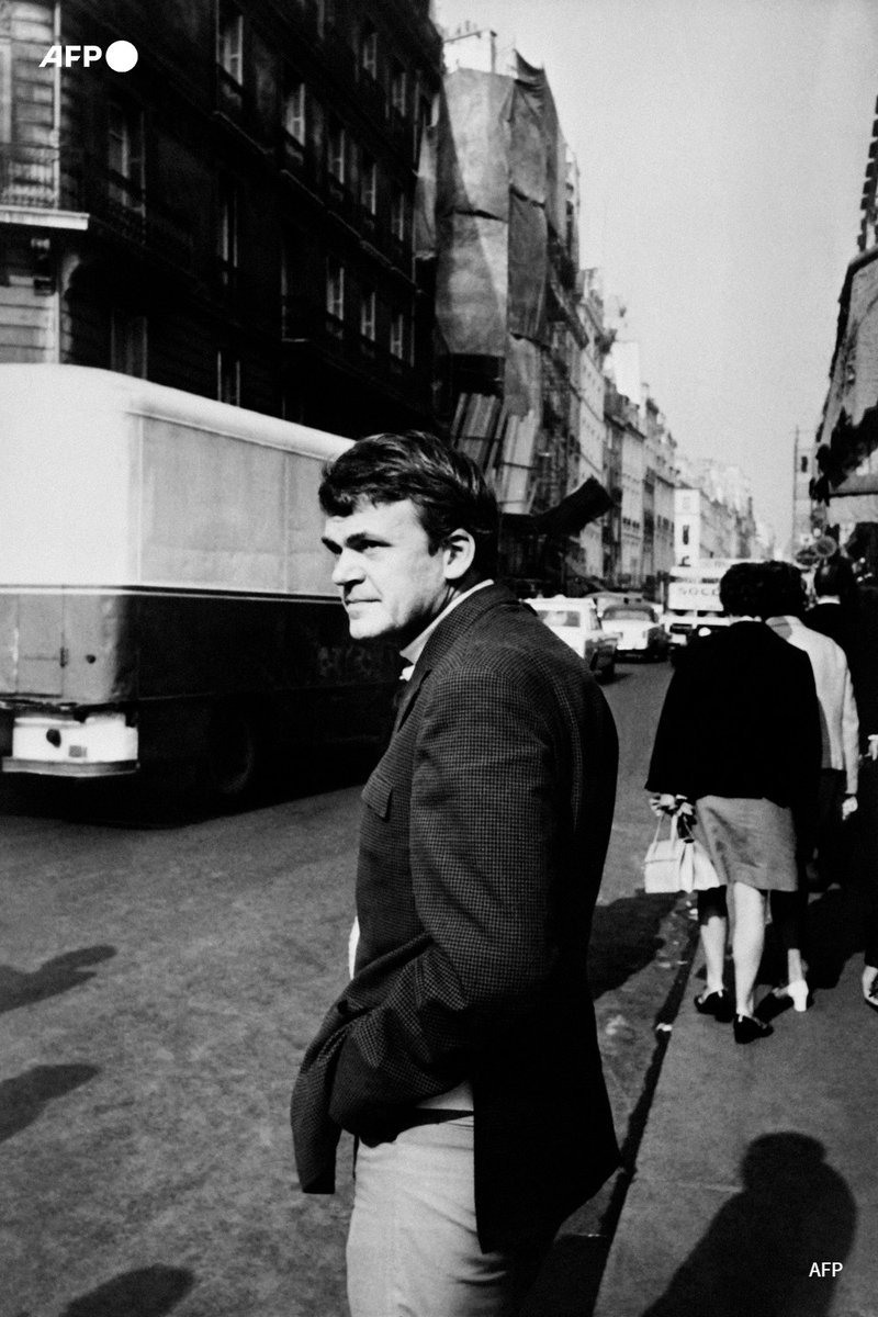 AFPcom's tweet photo. 🕊✍️ Czech-French writer Milan Kundera, author of "The Unbearable Lightness of Being", has died aged 94.
📸 Pictures from our #AFPArchives🗃

#AFP #Kundera https://t.co/kaEOUwHW38
