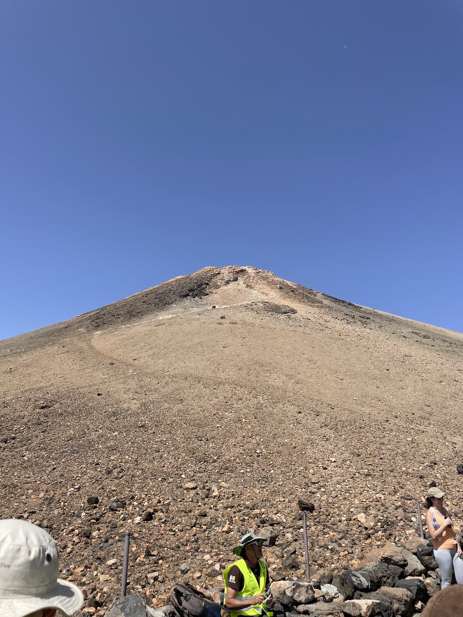 Joe LeFebvre (@joelefe13) on Twitter photo Yesterday <a href="/GeoIntern/">GeoTenerife Summer Programme</a> ventured up #Teide (the third tallest volcano in the world) on #Tenerife to learn about the vital work of <a href="/IGNSpain/">Instituto Geográfico Nacional-O.A.CNIG</a> on geochemical monitoring for potential volcanic eruptions. Yesterday <a href="/GeoIntern/">GeoTenerife Summer Programme</a> ventured up #Teide (the third tallest volcano in the world) on #Tenerife to learn about the vital work of <a href="/IGNSpain/">Instituto Geográfico Nacional-O.A.CNIG</a> on geochemical monitoring for potential volcanic eruptions.
