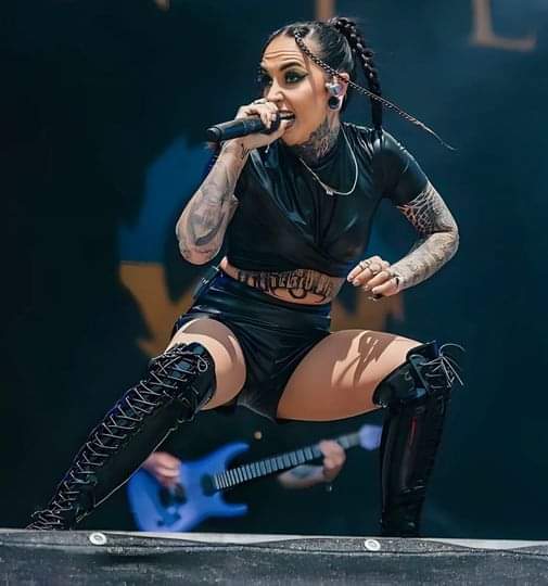 TATIANA SHMAYLYUK 🖤 🤘🏻from Jinjer / 📸: Milan Risky: #Jinger #TatianaShmaylyuk #MetalCore #GrooveMetal #QueenOfMetal #WomanOfMetal #Sexy #FemaleFrontedMetal #Metal #FemaleMetal #MetalGoddess #MetalBeauty #MetalHeads #MetalLady #FemaleMetalSinger #ProgressiveMetal