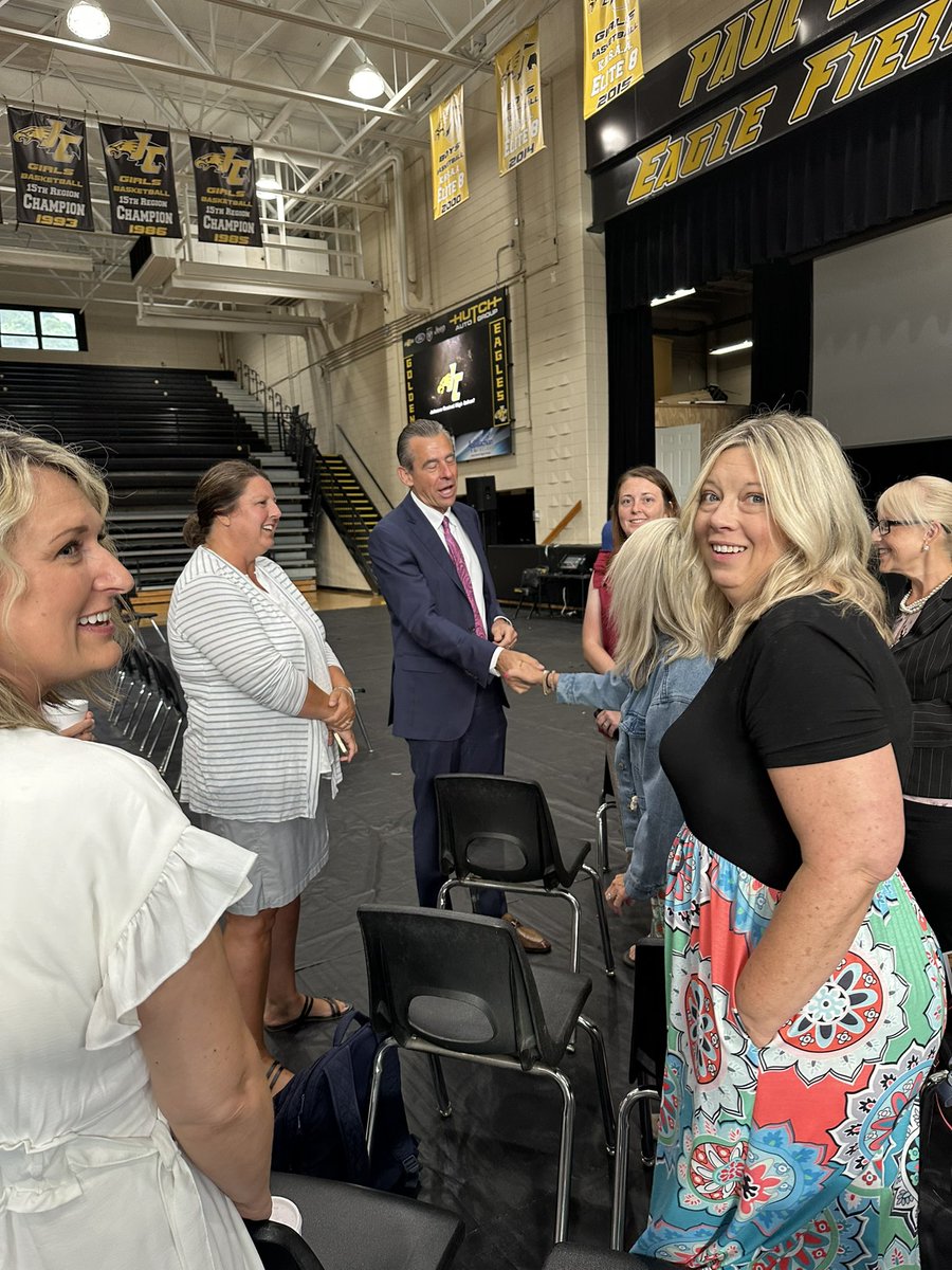 Menifee County High School tweet media