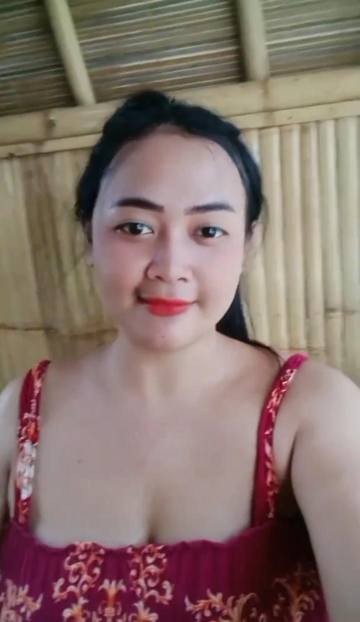 En on X: Si Mawar..Binor... Tetek Gede...Uting kecil..Ketek nya  berjembut..enak d d jilatin saat berkeringat 🤗 t.coQR3aKeTcCN  X