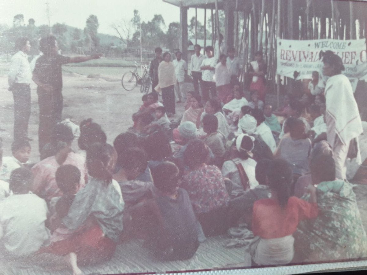 Gisarose90's tweet photo. During the Kuki-Naga clash, the Meiteis extended their support to the Kuki community by establishing relief camps. However, it is disheartening to witness that the very same community is now involved in attacks against those who once came to their aid. @PMOIndia #ManipurViolence https://t.co/96W5orF3Gn