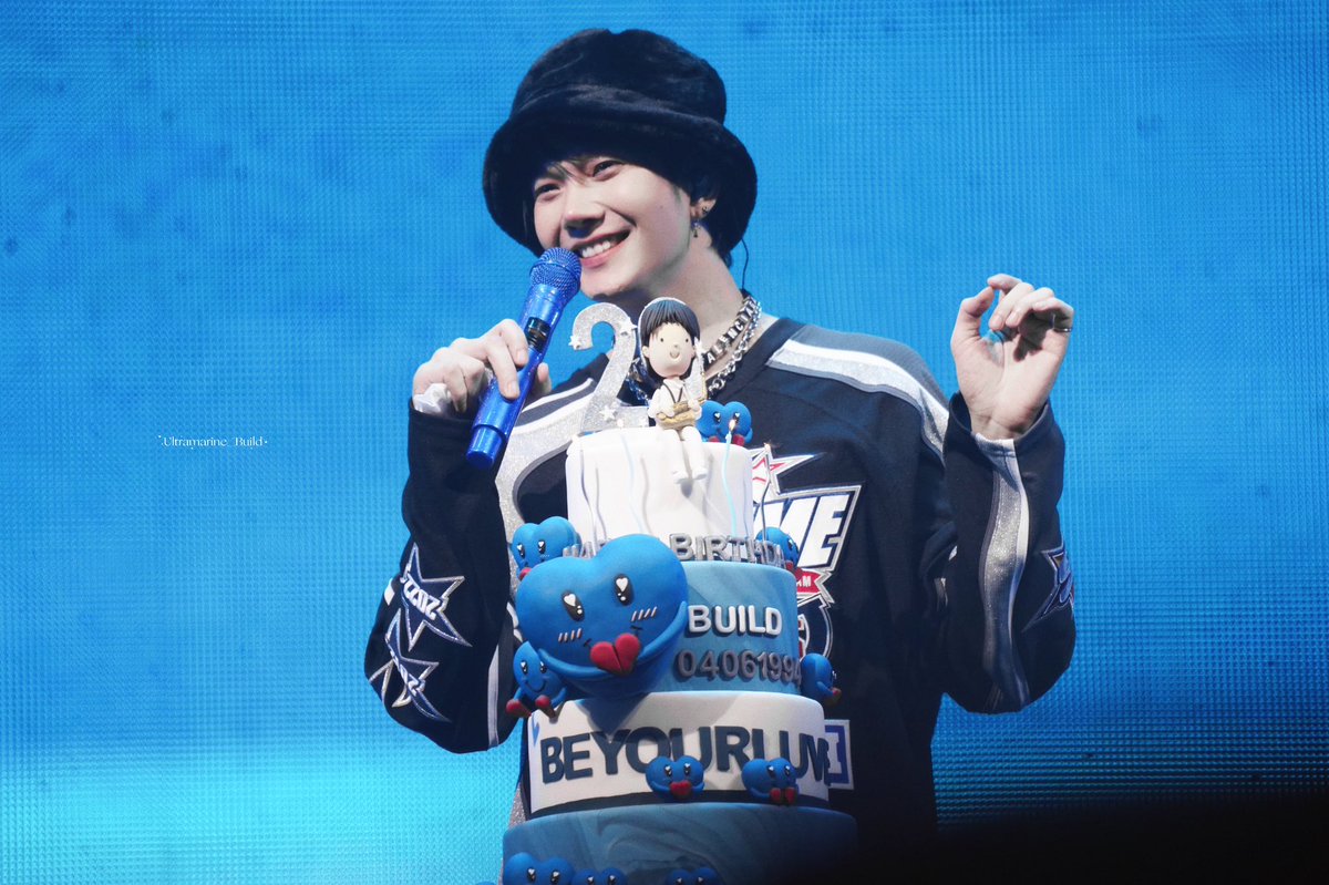 Ultramarine_BD's tweet image. 𝑼𝑵𝑰𝑽𝑬𝑹𝑺𝑨𝑳 𝑳𝑶𝑽𝑬💙
@JakeB4rever 

#BuildJakapan #Beyourluve 
#Buildfirstsoloconcert