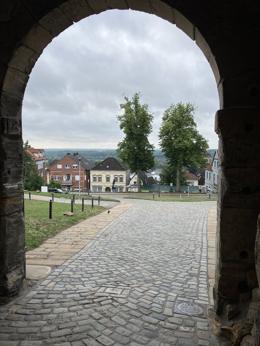 witblok's tweet image. Ik klaag niet 😃😃