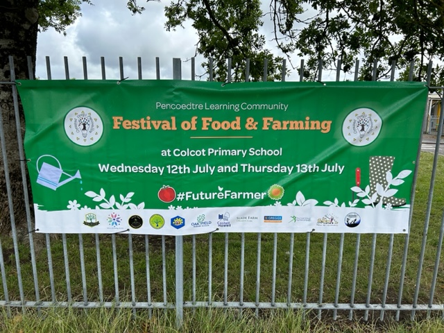 Fabulous Event #FoodAndFarming Festival today and tomorrow at @ColcotPrimarySc Great Performance of Understanding @sladefarm @castellhowell @UKEnterprise @GreggsCharity @BigBocsBwyd @CadoxtonPS @OakSch @Holtonprimary @JennerPark @PencoedtreLC @PencoedtreHS